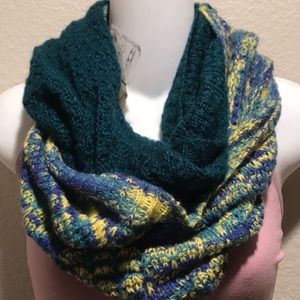 NWTMacy’s collections18 varsity teal infinityscarf